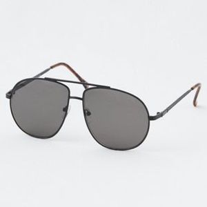 Aerie Extra Fly Black Aviator Sunglasses
